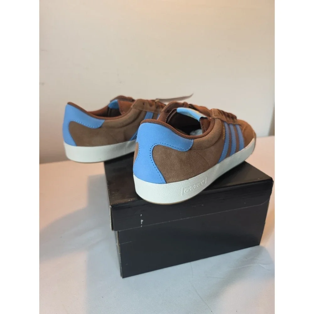Adidas Nora Unisex New With Box Sneakers Men 11 Women 12 Brown/Blue JP8595 Skate